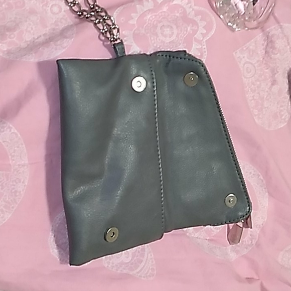 Purse - Picture 2 of 3